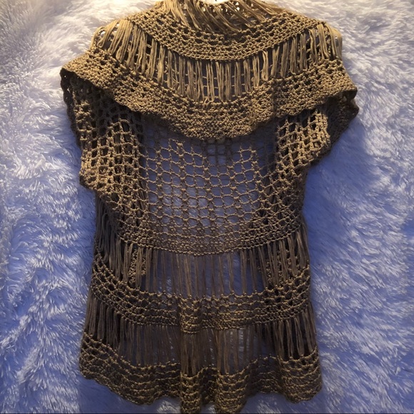 Crochet Open Short Cardigan Shawl - Picture 4 of 5